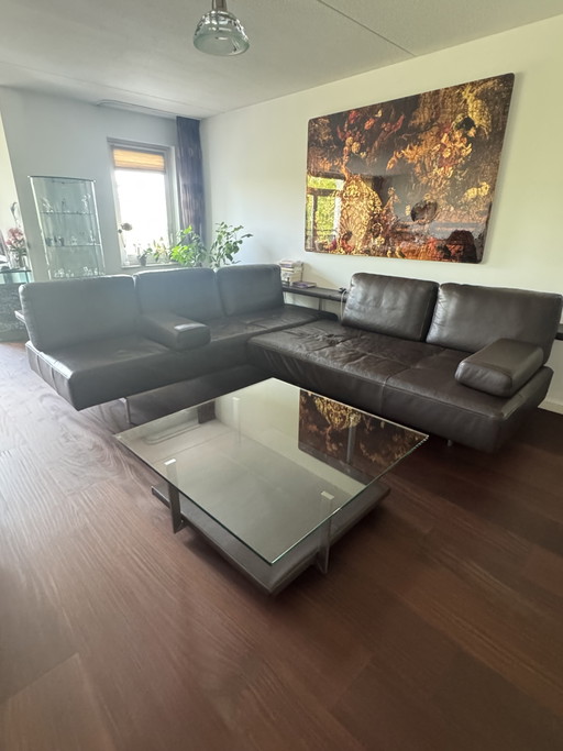 Canapé design haut de gamme : Canapé d'angle Rolf Benz Dono 6100 avec table basse en verre – zithoek, Leather, Metal
