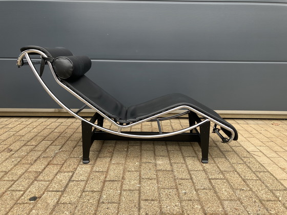 Image 1 of Originele Cassina Lc4 Le Corbusier in Topstaat!! Zwart/chroom