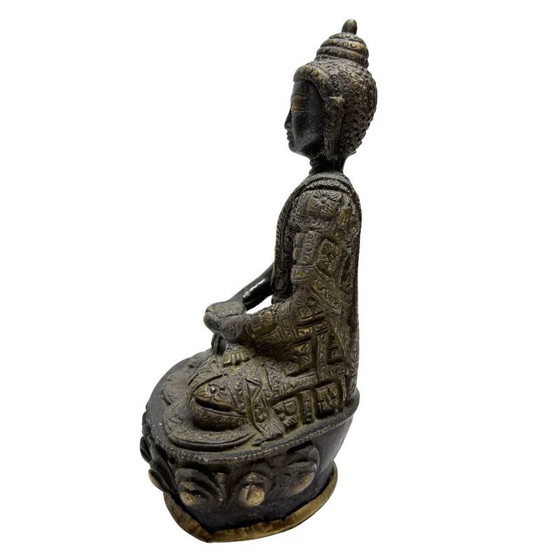 Nepali Fire-Gilded Bronze Buddha Pair – Early 20th Century – Lot 457 – Sculpture (photo 13 of 19)