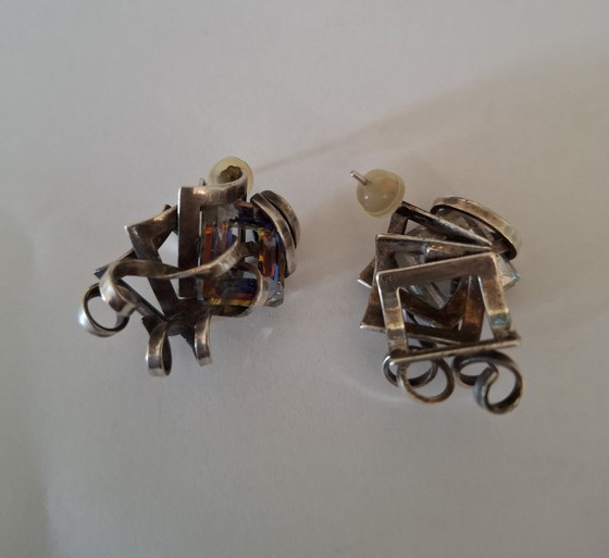 Image 1 of Originele zilveren oorbellen van Ostrowski Design met Swarovski-kristallen.