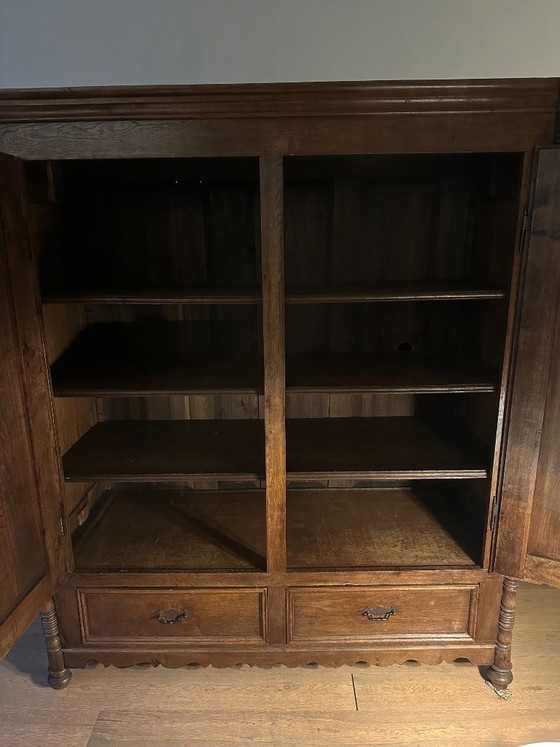 Armario antiguo de roble, Armarios de almacenamiento, Madera, Metal, Marrón, Klassiek (foto 3 de 6)