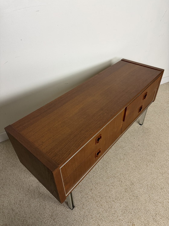 Credenza bassa vintage con 4 cassetti – anni '70 – Credenze, Wood (photo 8 of 13)