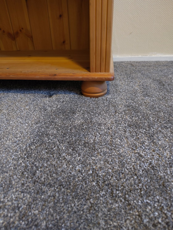 Image 1 of Bücherregal aus massivem Kiefernholz