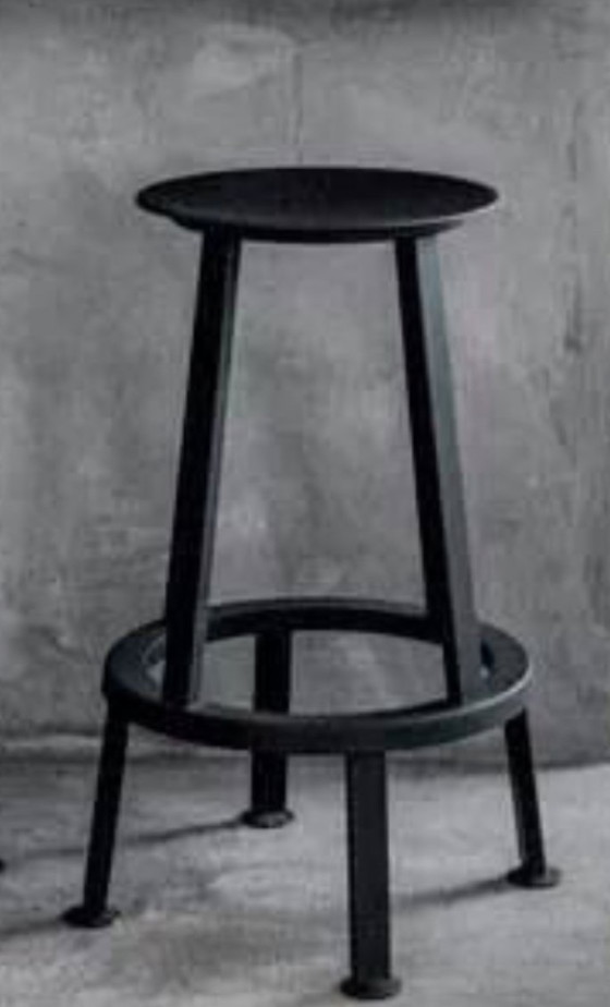 Image 1 of Revolver stool HAY