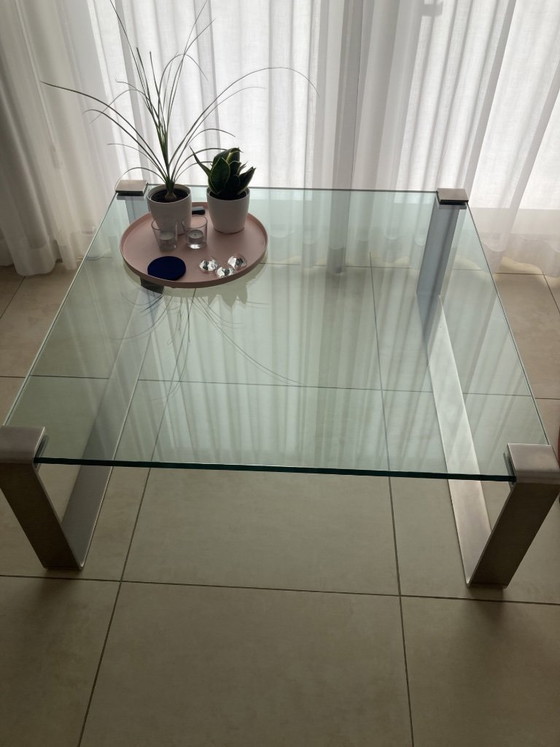 Mesa de centro de cristal con detalles en níquel/cromo de Tonellidesign. Italiana. – Tonelli design (photo 5 of 5)