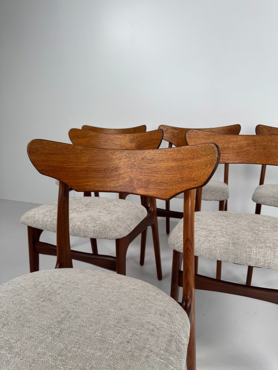 Juego de seis sillas de comedor, Schiønning & Elgaard, Dinamarca, años 60 – Wood (photo 6 of 14)
