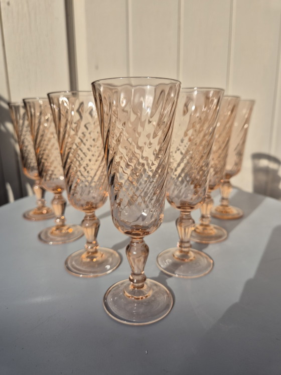 Vintage Arcoroc / Luminarc Rosaline Pink Swirl Champagneglazen – Set van 8 (Frankrijk) – Glazen & Karaffen (photo 14 of 15)