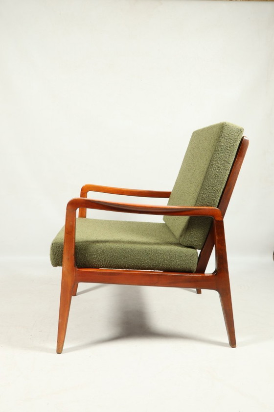 Image 1 of Mid Century Fauteuil Vintage Groen Boucle Kussen Houten Lounge Stoel, jaren 1980