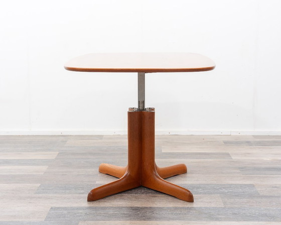 Image 1 of Tavolo da pranzo/tavolino da caffè, regolabile in altezza, in legno di ciliegio, anni '70