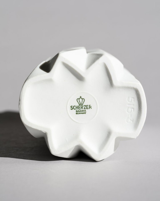 Image 1 of Retro Scherzer Werner Uhl Design Biskuitporzellan Flaschenvase Op-Art Relief TRIO