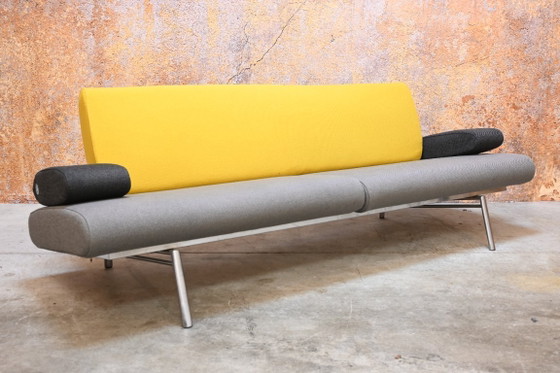 Harvink Armslag Design-Sofa aus Kvadrat Hallingdal-Stoff – 3-5 Sitzer Sofas, Metal (photo 2 of 12)