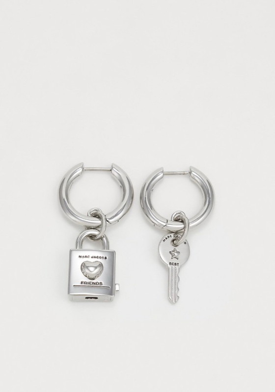 Image 1 of Zu verkaufen: Marc Jacobs Ohrringe, neu!