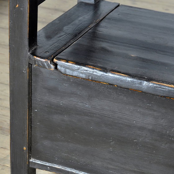 Image 1 of Banco antiguo de pino, década de 1900