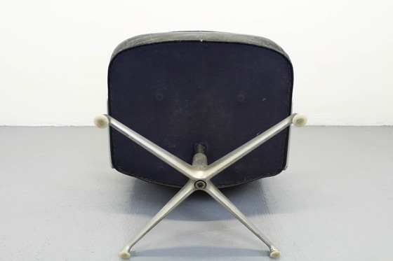 Image 1 of Herman Miller Lobby Chair Charles & Ray Eames Seats