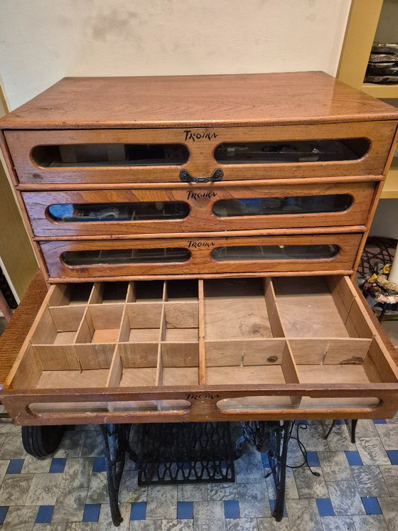 Troïka haberdashery cabinet from the 1930s – Chest of drawers, Wood (photo 3 of 5)