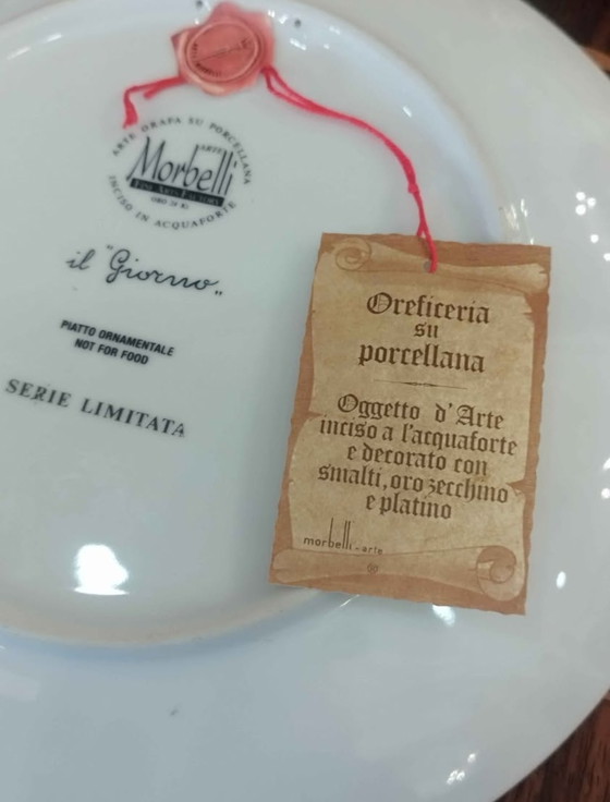 Image 1 of Zwei dekorative Teller aus der Morbelli Gold- und Platinkollektion