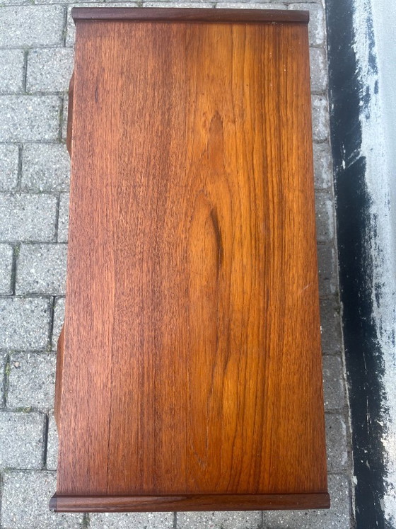 Image 1 of Deense teakhouten ladekast in mid-century modern stijl, jaren 60