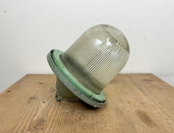 Image 1 of Lampada da bunker industriale verde di Polam Gdansk, anni '60