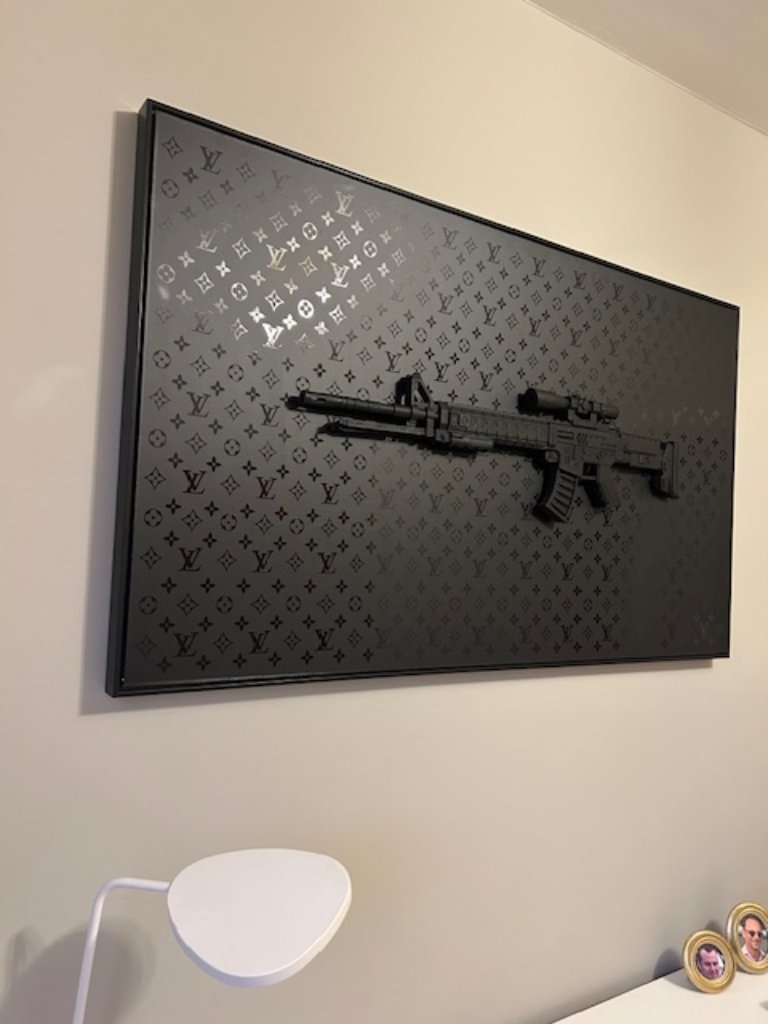 Daluxe Art 1999 Louis Vuitton Pistola Negra XL €250 Whoppah