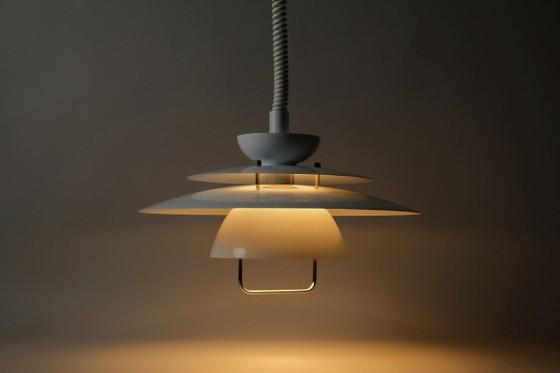 Lámpara colgante multicapa Markslöjd, lacada en blanco, iluminación moderna escandinava de los años 90, (photo 2 of 11)