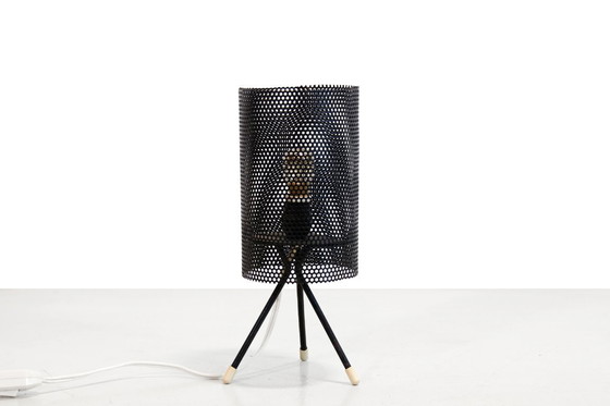 Image 1 of Lampada da tavolo Pilastro in metallo perforato di Tjerk Reijenga