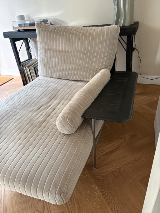 Chaise longue
