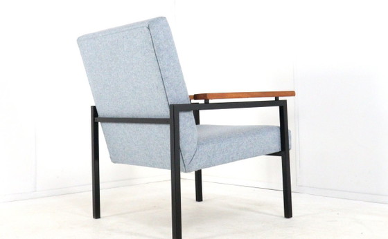 Image 1 of Gijs van der Sluis armchair no. 30 vintage newly upholstered