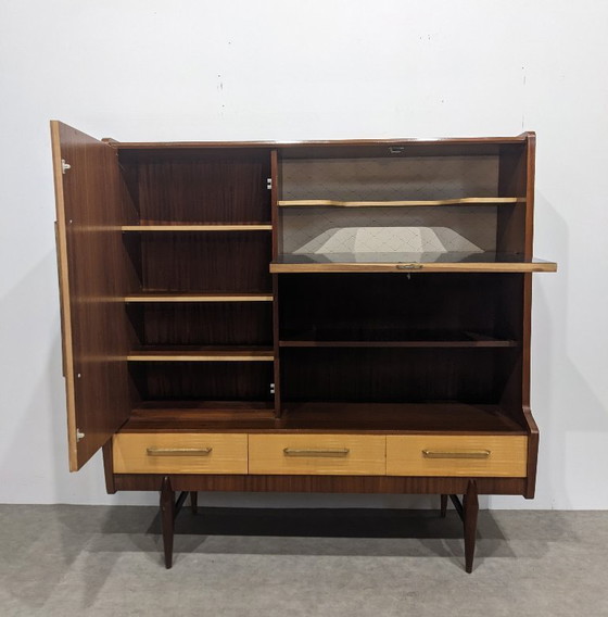 Image 1 of Tweekleurig highboard, jaren 50