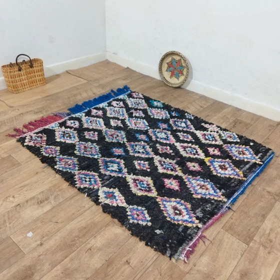 Image 1 of Tapis Boucherouite Berber – Textile recyclé tissé à la main Vintage (160×140 cm)