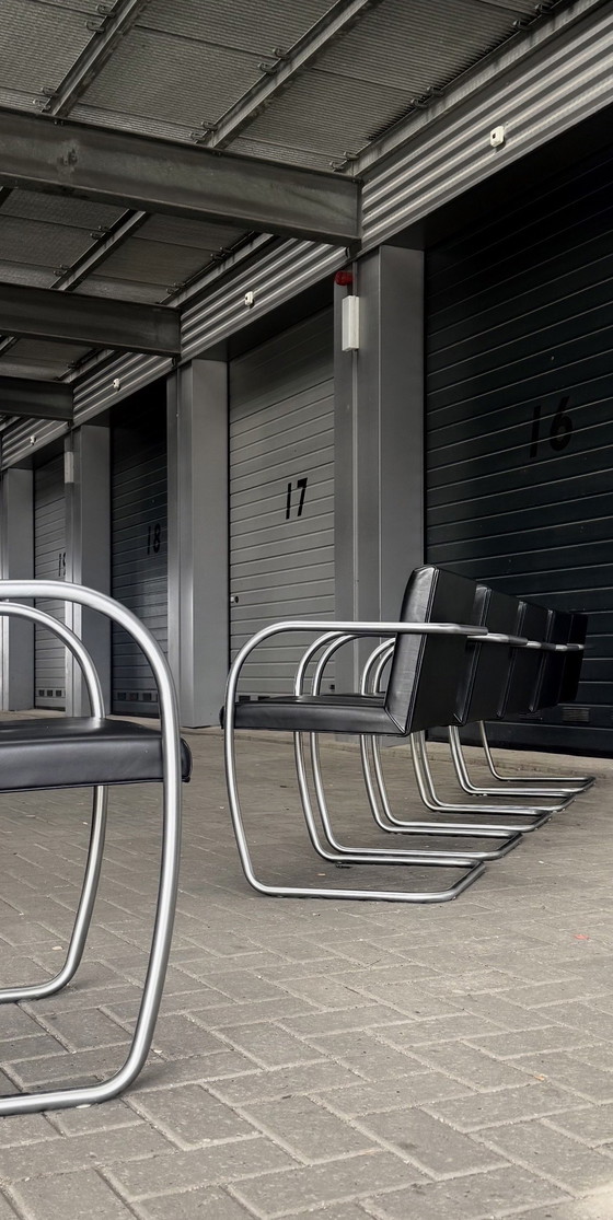 Image 1 of 6 sedie Brno di Mies van der Rohe, Fasem, in pelle nera