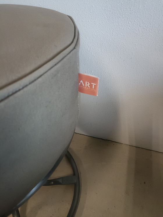 Image 1 of Puf de lona verde