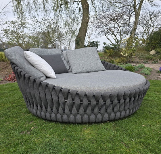 Image 1 of Divano letto Tribu Tosca 180 cm rotondo Prezzo di listino 2025 € 13.750,-