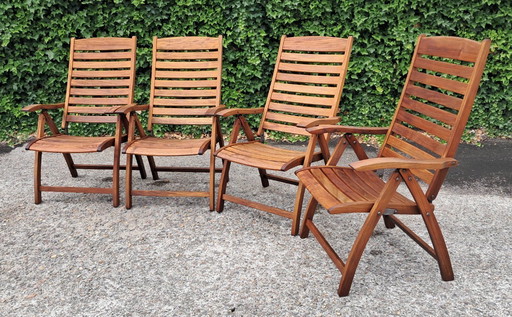 4 Royal Botania Teak stand-up chairs, folding