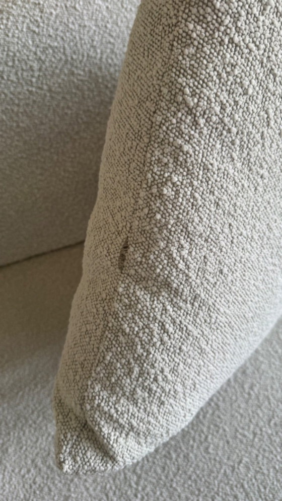 Image 1 of Divano Richmond in bouclé color bianco sporco con zona relax – elegante e spazioso