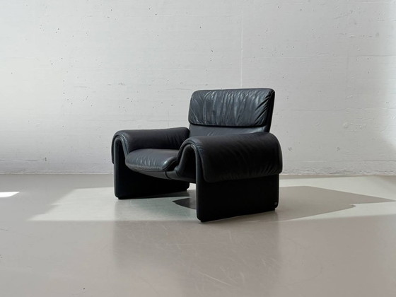 Image 1 of Zwarte leren fauteuil DS-2011 van De Sede, Zwitserland, jaren 80.
