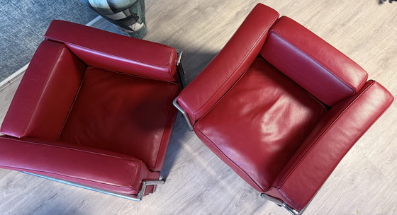 Image 1 of 6 vintage LC2 Le Corbusier stoelen in rood leer, Italië, jaren 80