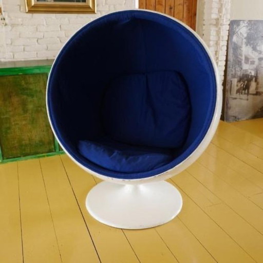 vintage Ball Chair