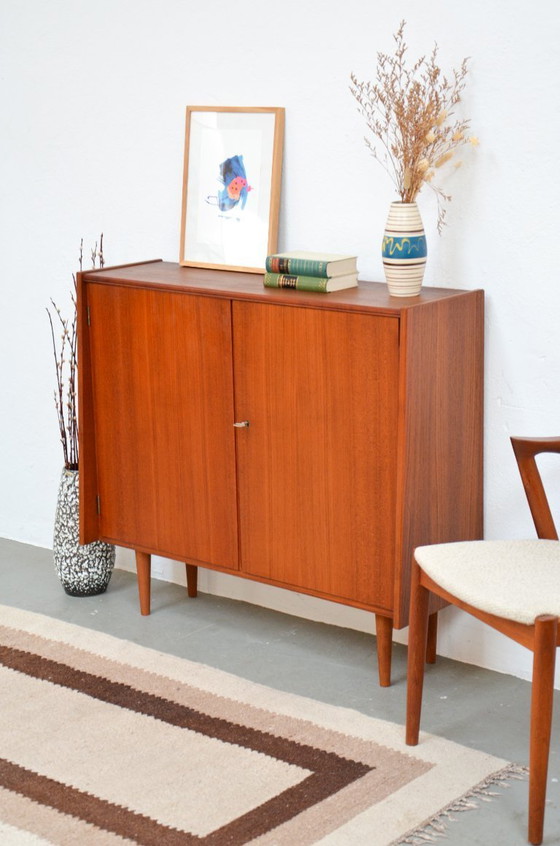 Image 1 of Vintage teakhouten ladekast, dressoir/kast met planken, midden 20e eeuw, jaren 60/70.