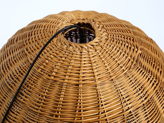Image 1 of Lámpara colgante XXL original de ratán con forma de bola, muy rara | Moderna de mediados de siglo | Ø 66 cm | 26"