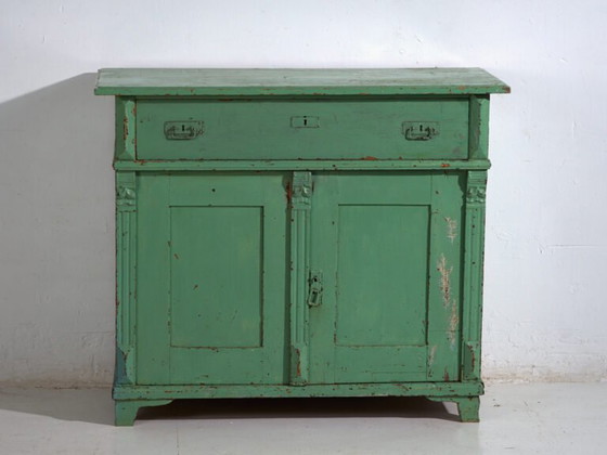 Central European chest of drawers with original green paint – Tyrol, circa 1890 – Brass, Rustic (photo 34 of 40)