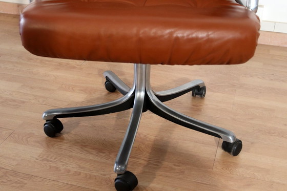 Image 1 of Tecno P126 Chefsessel, entworfen von Osvaldo Borsani für Tecno im Jahr 1966