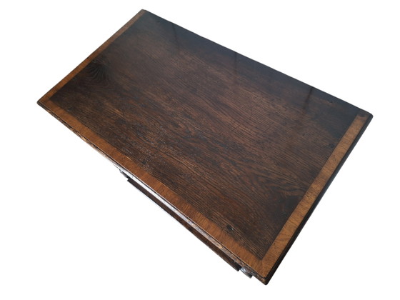 Antique English side table, hall table, wall console made of oak, dimensions 79x47cm and 65cm high. – Wood (photo 5 of 5)