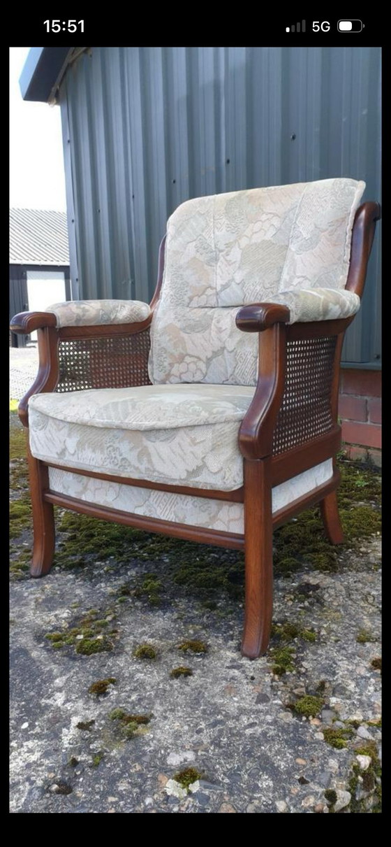 Image 1 of Klassieke eiken fauteuils met webbiing