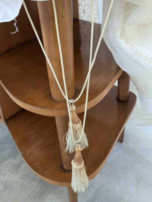 Image 1 of Mobile vintage a forma di fagiolo - Legno, tessuto, vetro