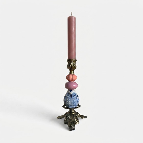 Handgemachter Kerzenhalter. Delfter Blau Figur. Keramikperlen. – Nori Vinci, Brass, Ceramic (photo 2 of 8)