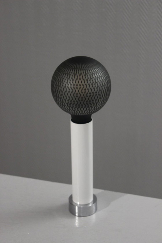 Image 1 of Vintage tafellamp in Space Age-stijl, chroom en witte lak, jaren 70.