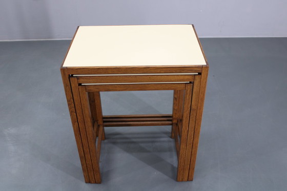 Image 1 of 1940er Art Deco Nisttische mit Opaxglasplatte, Tschechoslowakei