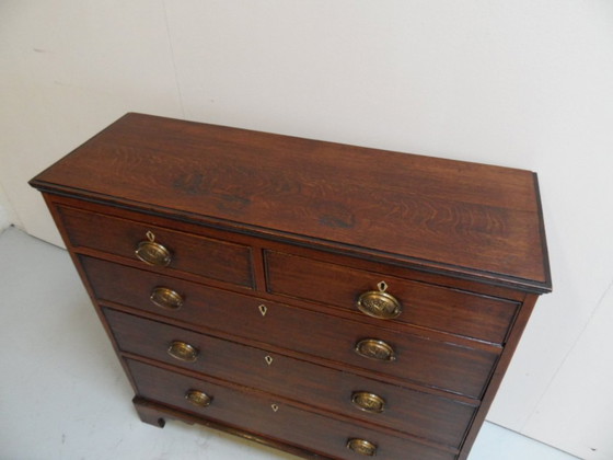 Image 1 of Antique oak chest of drawers