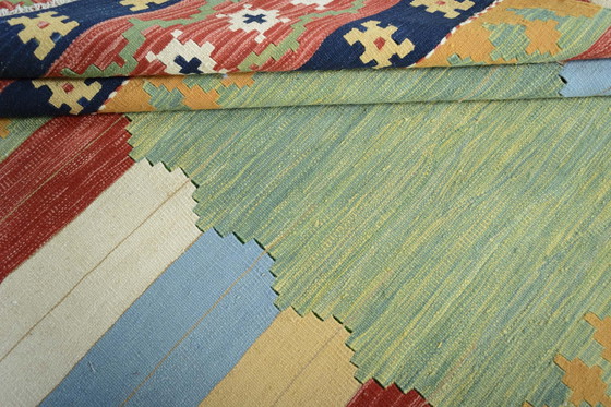 Image 1 of Designer Kilim Fars - 195 x 146 cm