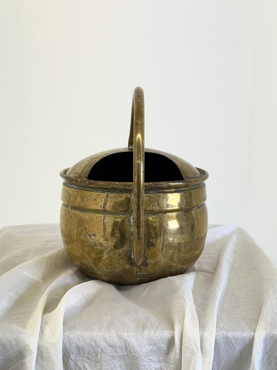 Image 1 of Regadera antigua de latón